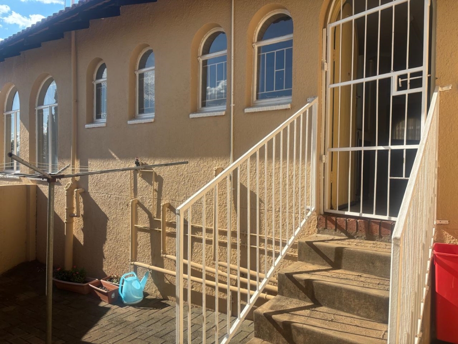 2 Bedroom Property for Sale in Heuwelsig Free State
